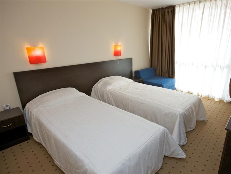 Tropics Hotel Sveti Vlas Exterior foto