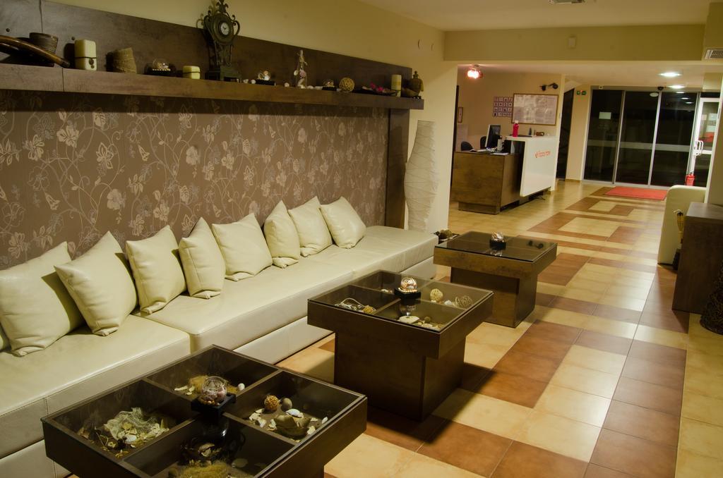 Tropics Hotel Sveti Vlas Exterior foto